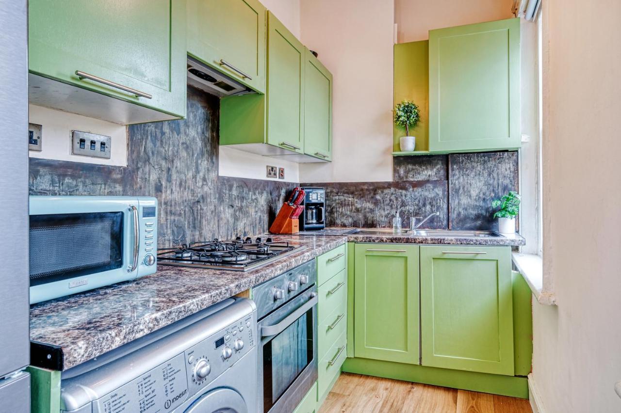 Sunny Corner Apartment In Center Of Лондон Экстерьер фото