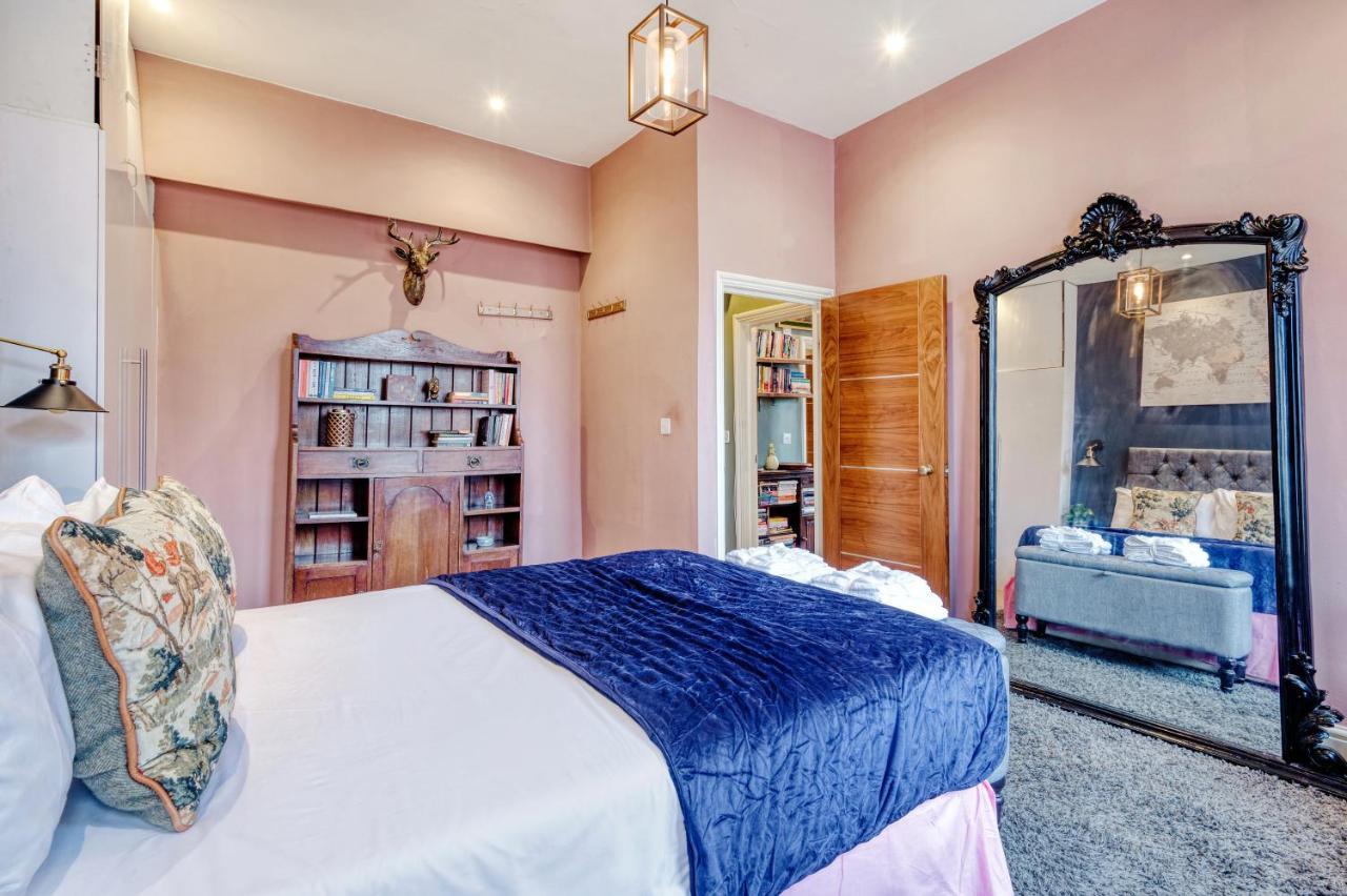Sunny Corner Apartment In Center Of Лондон Экстерьер фото