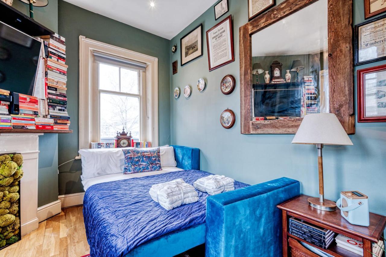 Sunny Corner Apartment In Center Of Лондон Экстерьер фото